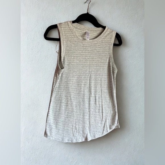 Athleta Tops - Athleta Gray Striped Muscle Tee